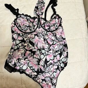 Torrid  bra size 2